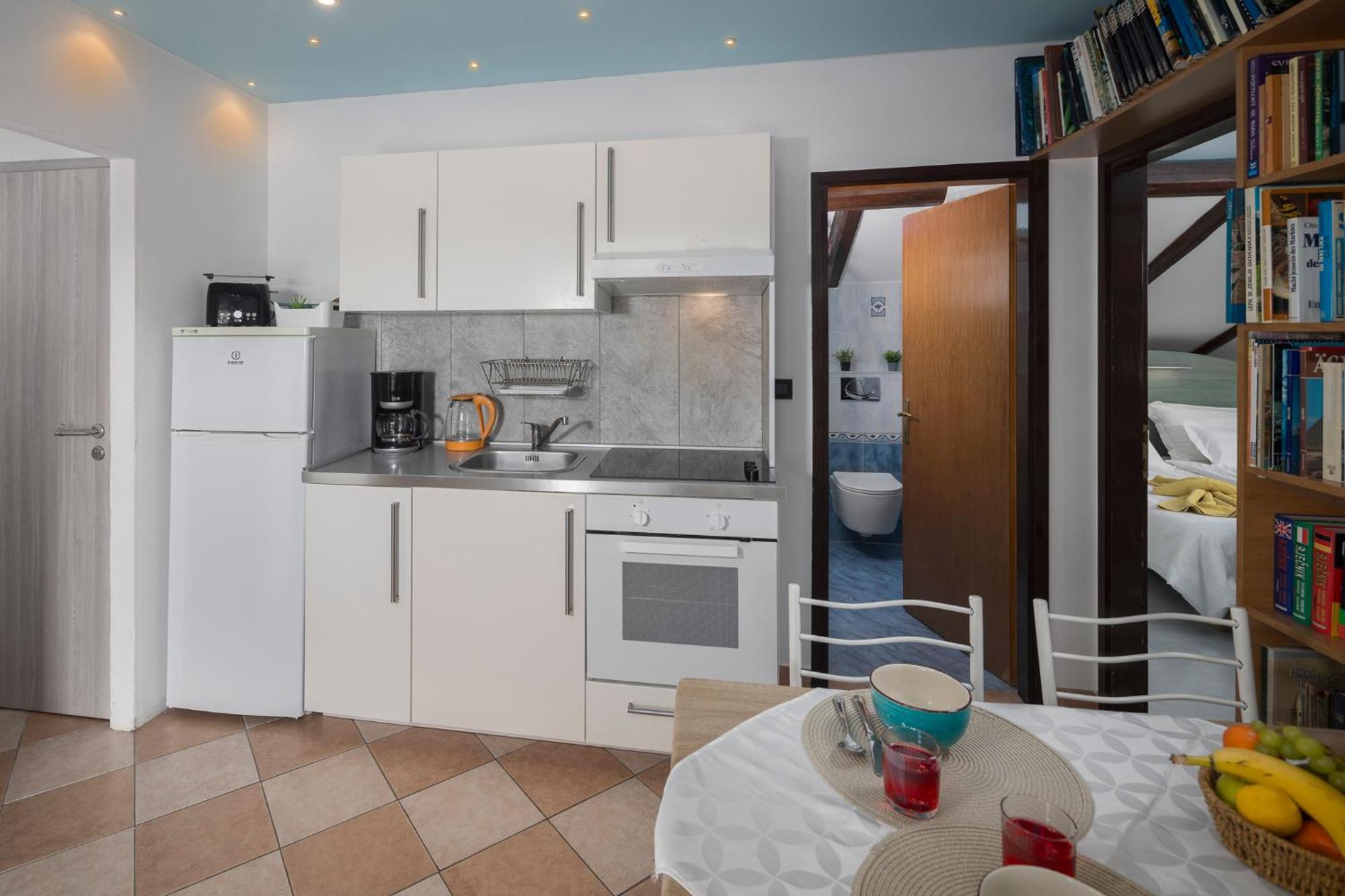 Villa Tina Пореч Екстериор снимка